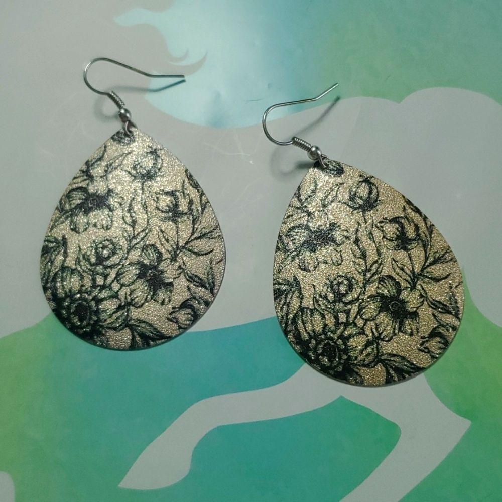 Metallic Large Teardrop Floral Dangle Earrings
